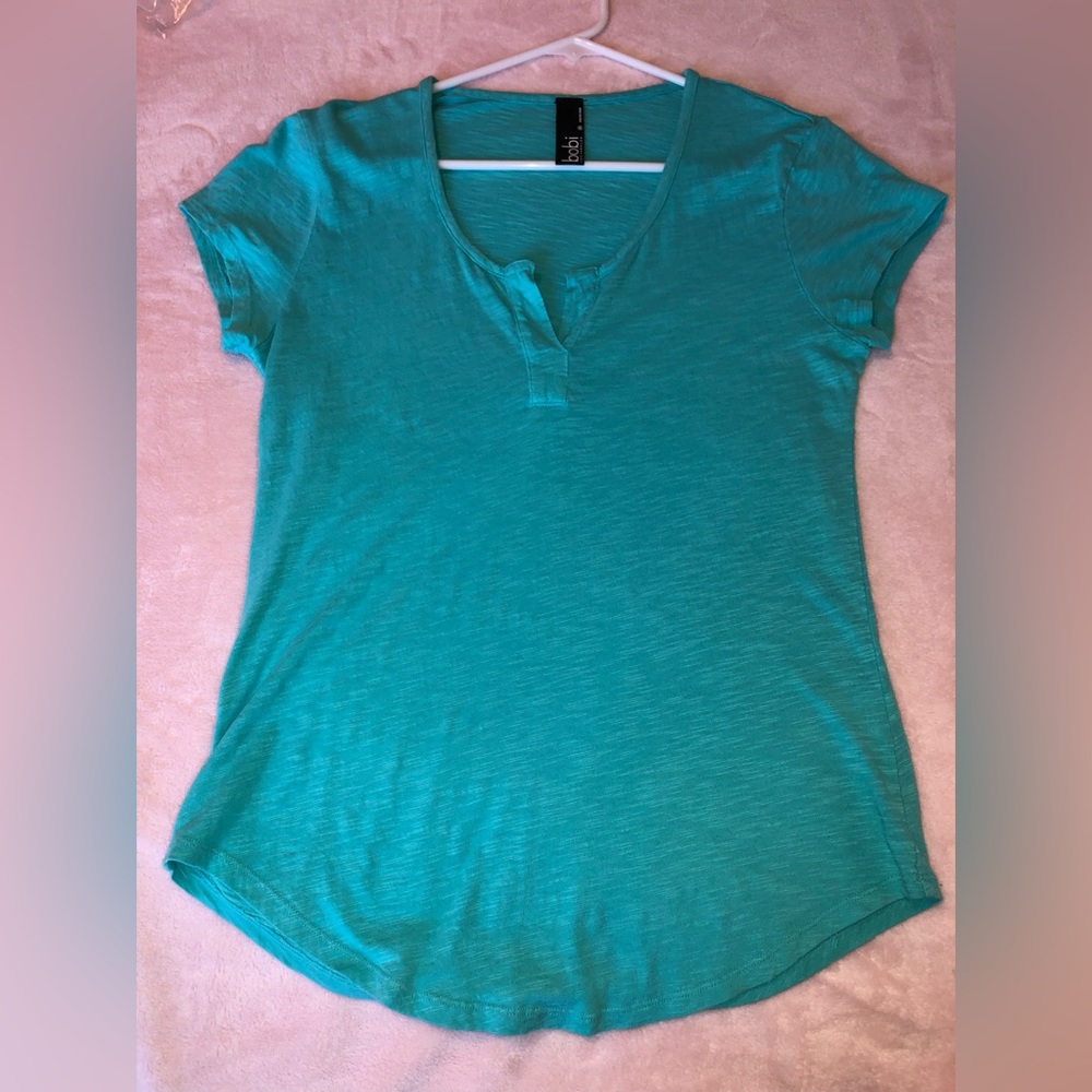 Bobi V-Neck T-Shirt